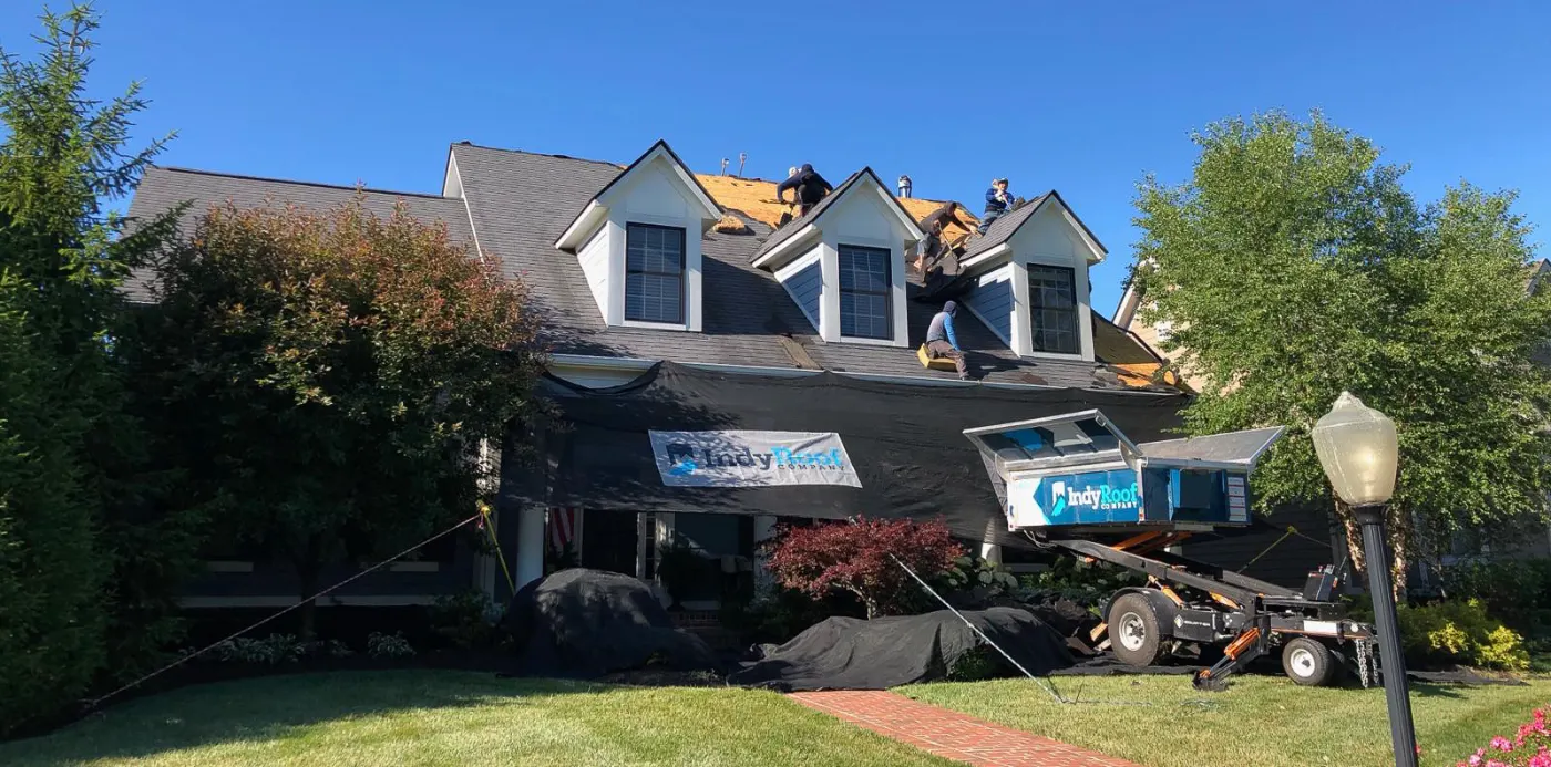 Manufacturer-certified roof installation in Thorntown